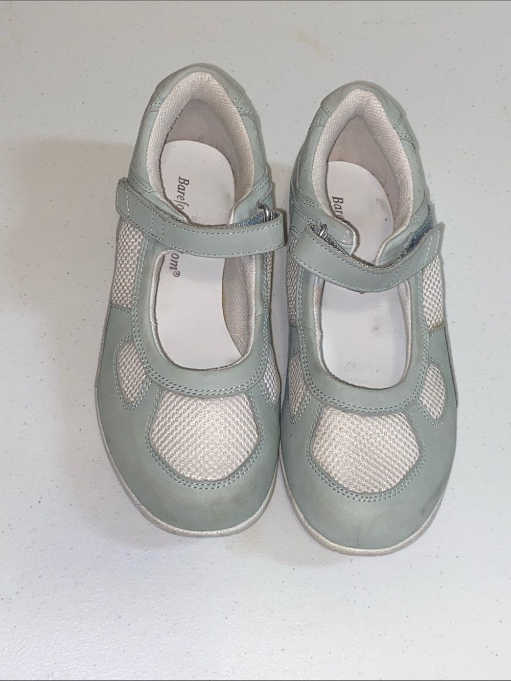 Barefoot Freedom Women’s Mary Jane Sneakers in Mint Green and White Size WE9